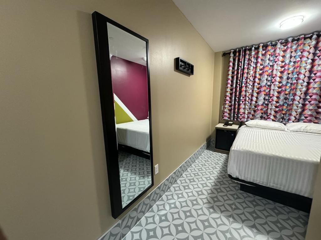 Moon Hotel Brooklyn Nova Iorque Exterior foto